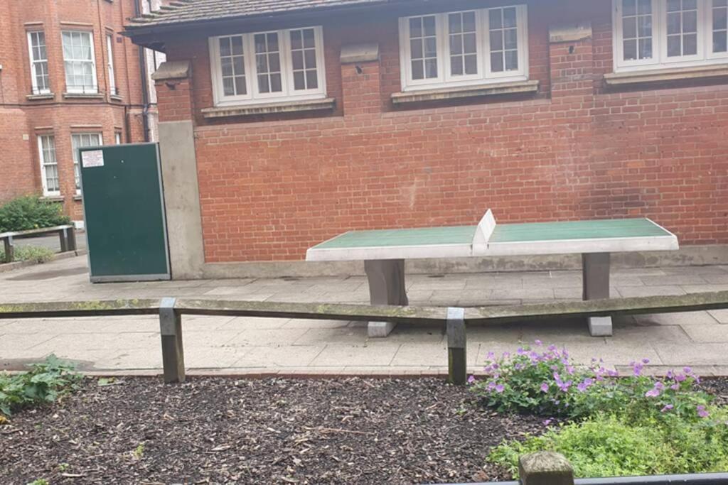 Central 1 Bedroom Apartment *Zone 1* Elephant And Castle Londres Exterior foto